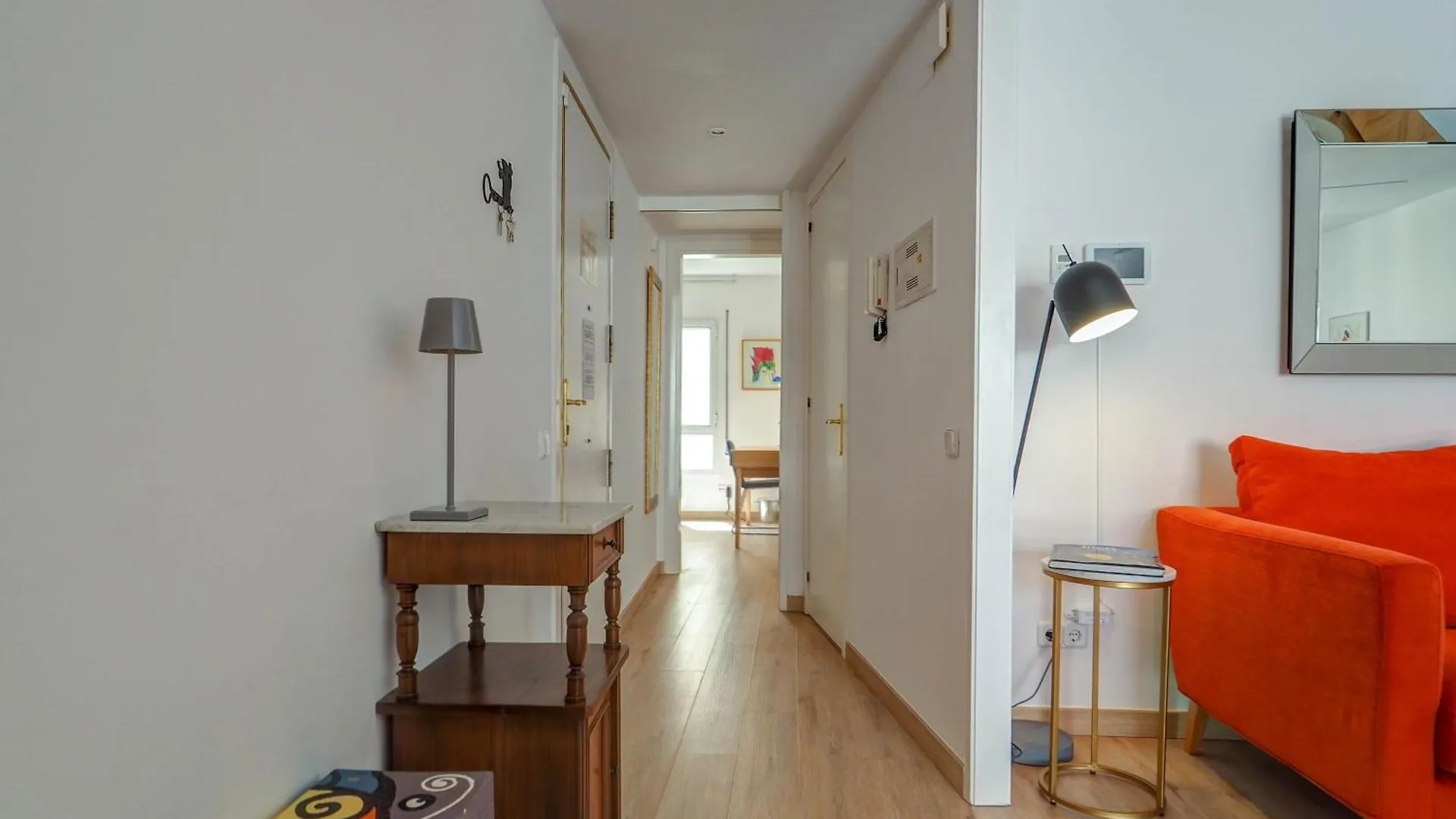 Happy Diamond By Hello Homes Sitges