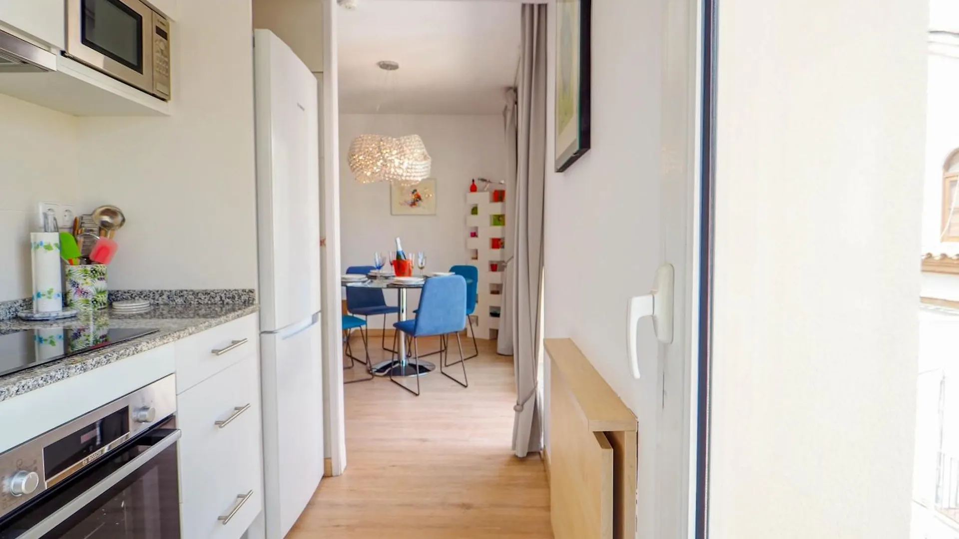 Happy Diamond By Hello Homes Sitges