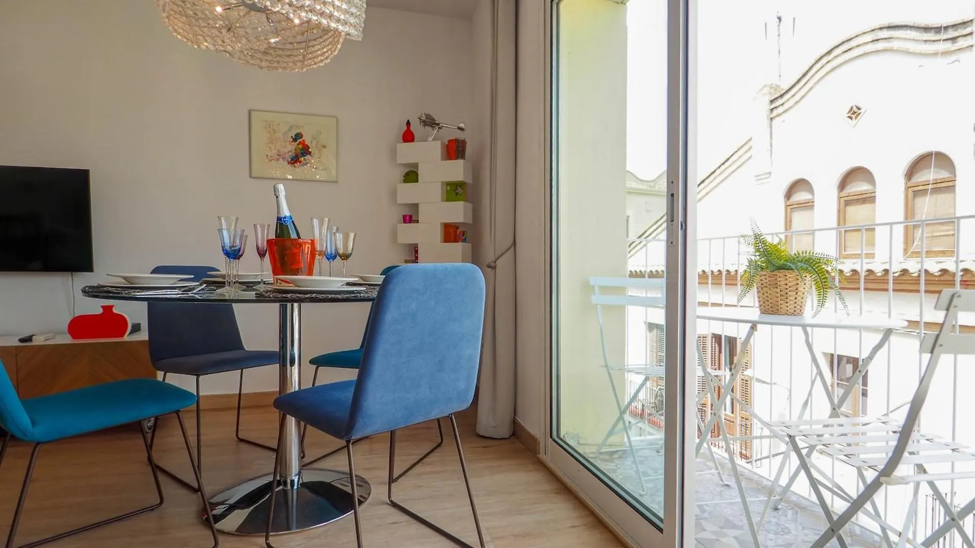 Happy Diamond By Hello Homes Sitges 0*,